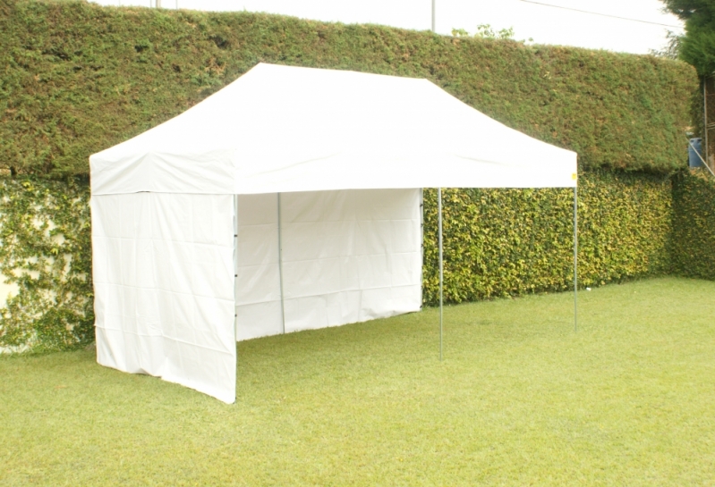 Tenda Sanfonada com Fechamento Lateral Jockey Club - Tendas Fechadas para Alugar